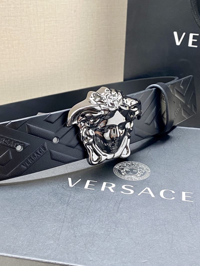 VERSACE